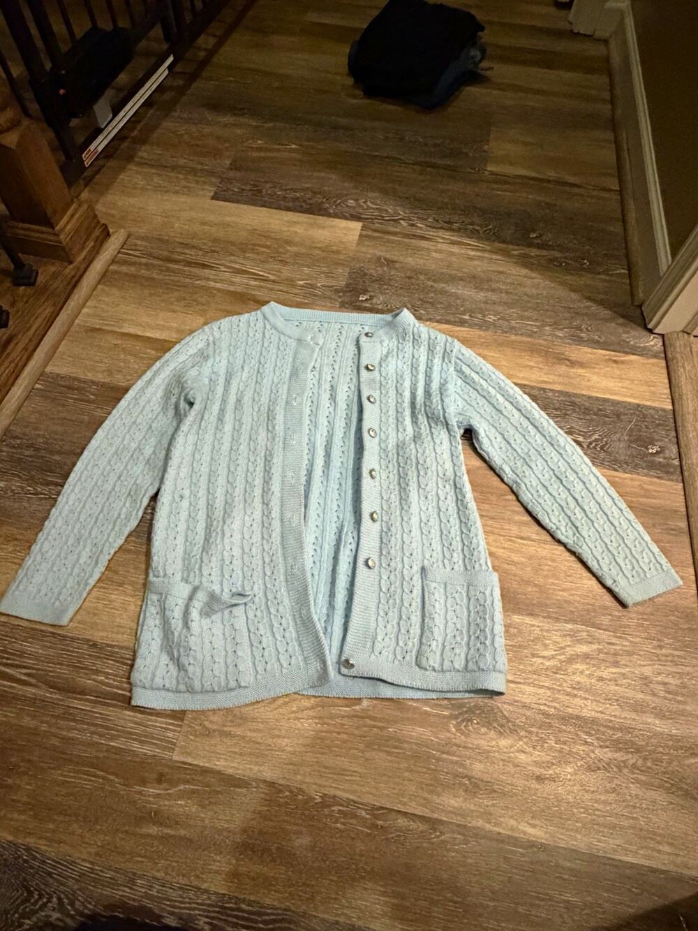 Women’s L Light Blue Cable-Knit Button Front Knit Long Sleeve Cardigan Pockets